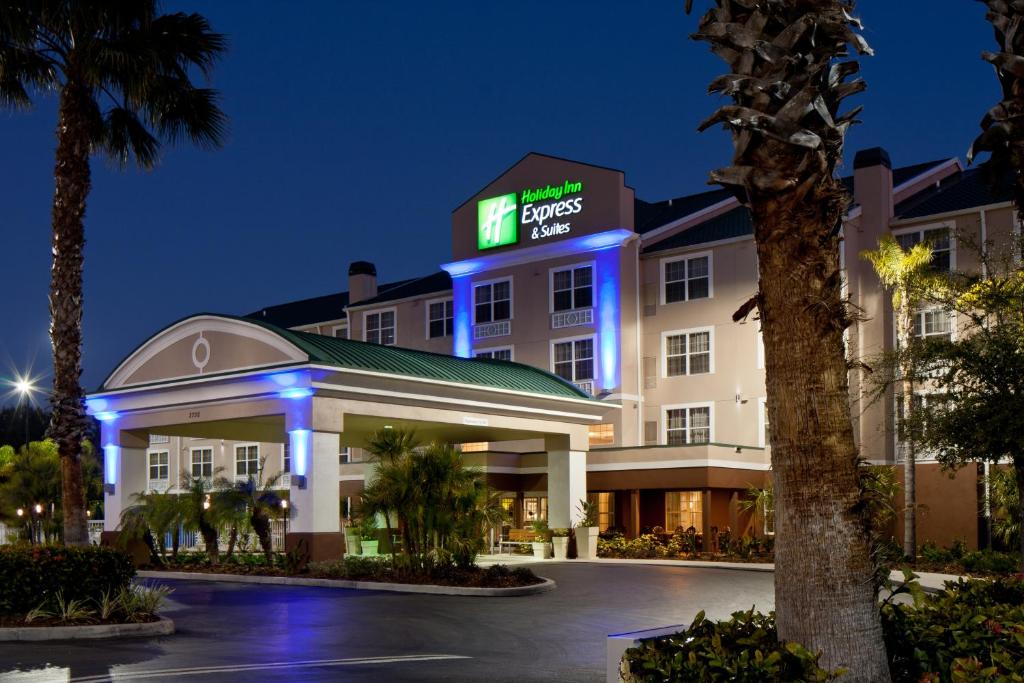 Holiday Inn Express & Suites Sarasota East an IHG Hotel Main image 1